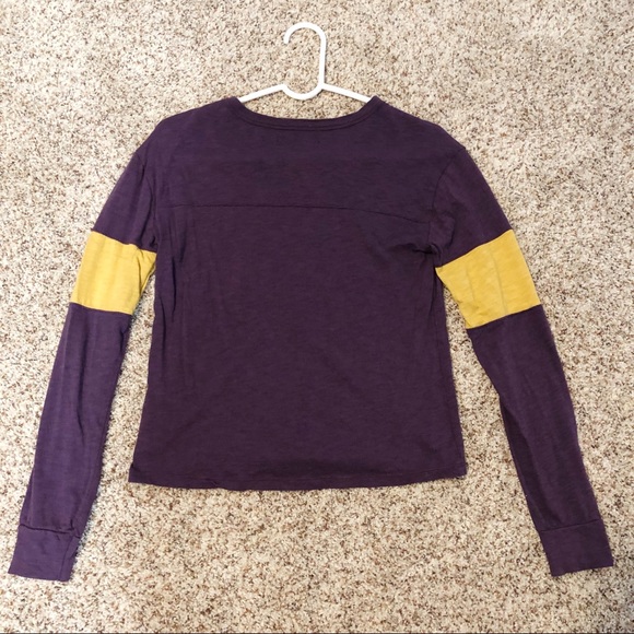 Abercrombie& Fitch long sleeve shirt - Picture 4 of 4